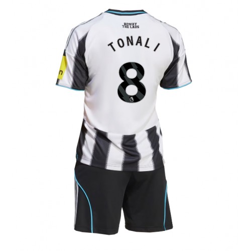 Newcastle United Sandro Tonali #8 Replika Babytøj Hjemmebanesæt Børn 2025-26 Kortærmet (+ Korte bukser) Newcastle United Sandro Tonali #8 Replika Babytøj Hjemmebanesæt Børn 2025-26 Kortærmet (+ Korte bukser)